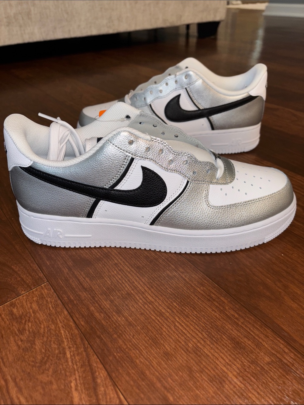 Nike Air Force 1 ‘07 LV8 Sport- Metallic Silver/ Black-White